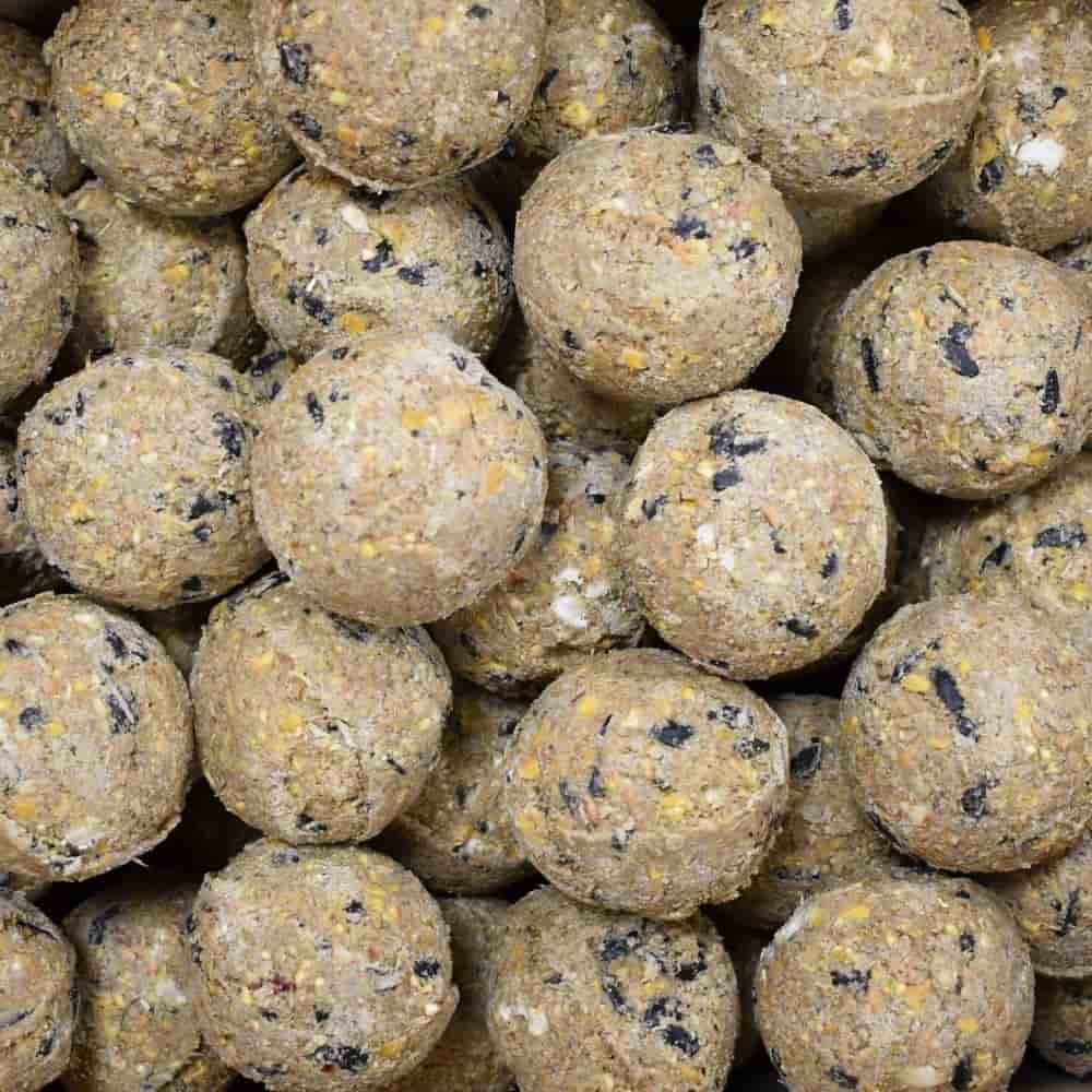 Meisenknödel Premium rovarokkal 100 x kb. 90 gramm háló nélkül